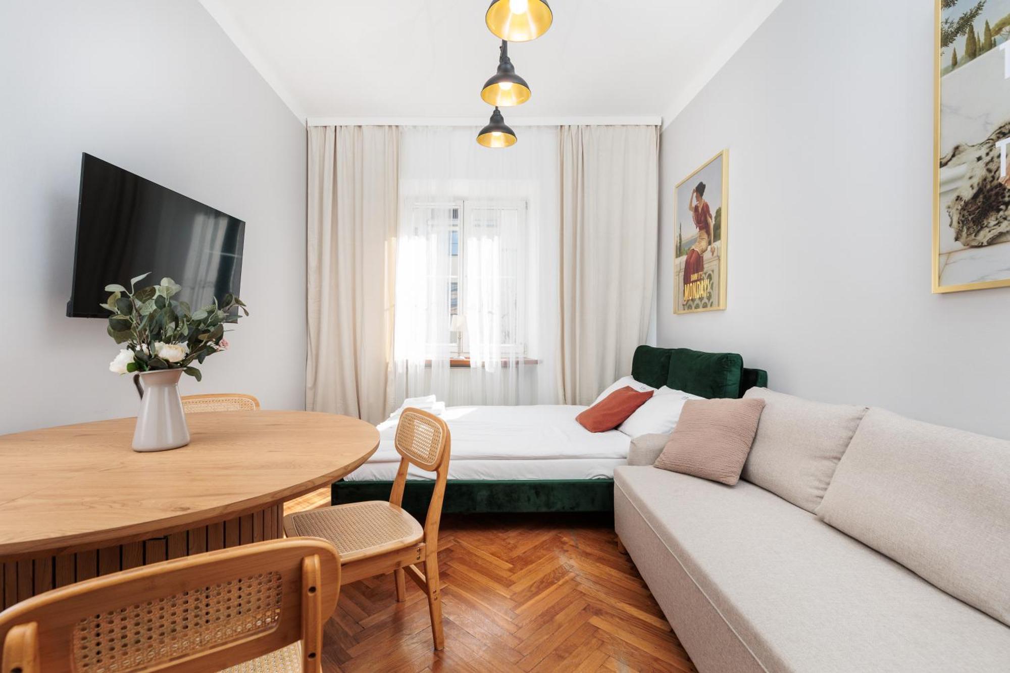 Appartamento Retro Glamour With A Modern Edge - By Upstairs Cracovia