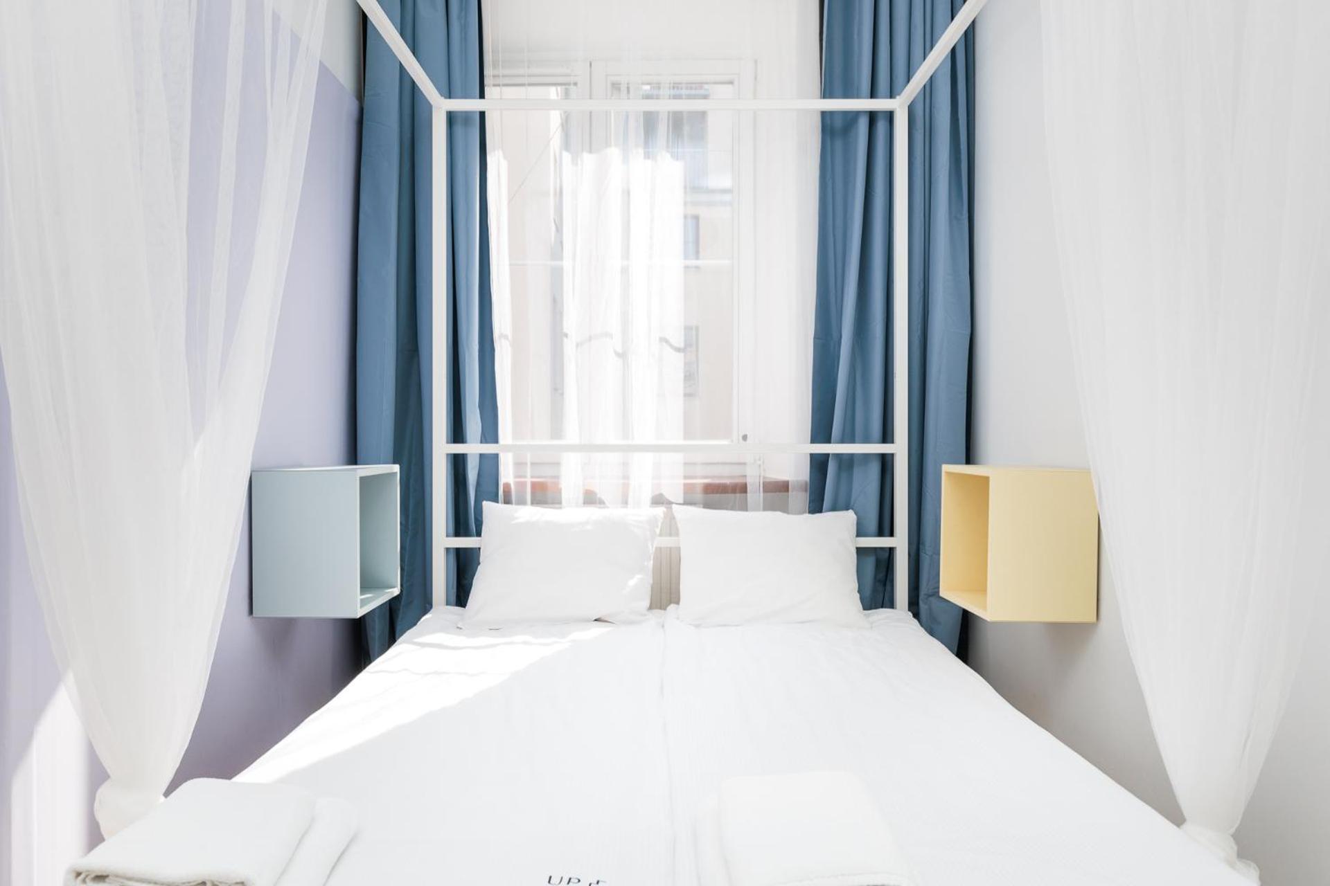 Appartamento Retro Glamour With A Modern Edge - By Upstairs